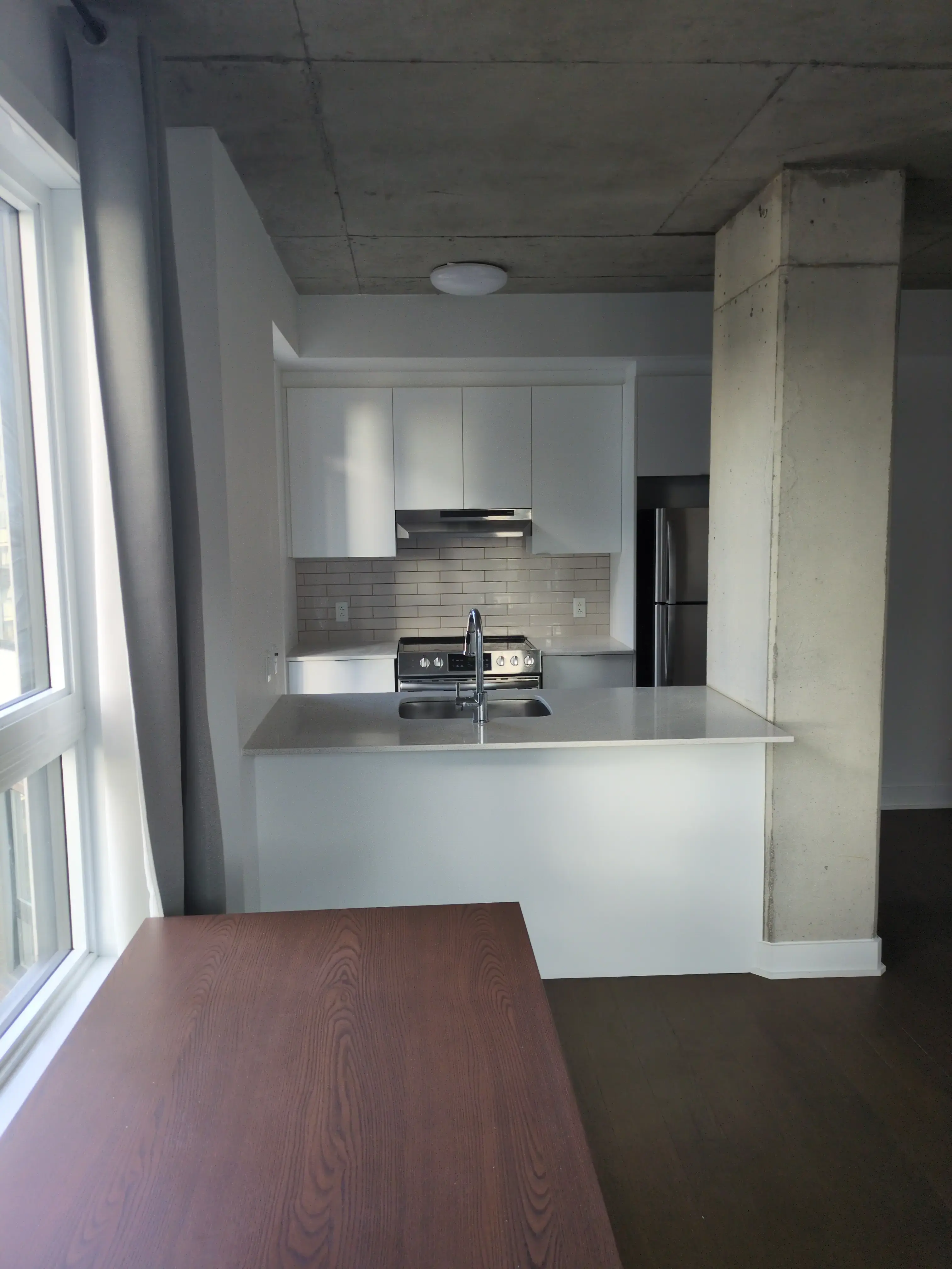 Kitchen – 1700 Rue Viola Desmond, LaSalle